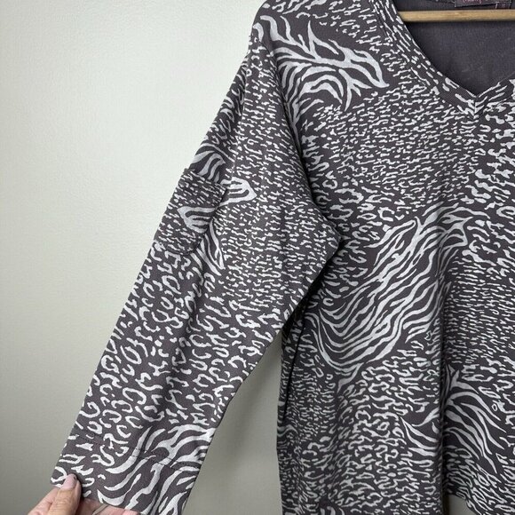 Fresh Produce 3/4 Sleeve Shirt Women 12F Animal Printed V Neck Cotton Top XL - Picture 4 of 9